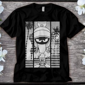 Looney Tunes Marvin The Martian Lined Portrait T-Shirt Unisex Adult T-shirt